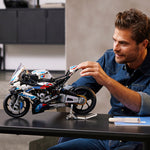 LEGO® 42130 - Technic™ BMW M 1000 RR